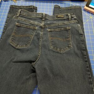 Lee Relaxed Fit 12 Medium Blue Jeans 30 Inseam